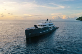 Black-Pearl-Explorer-Exterior-0392