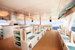 BlueMantaExplorerDiveDeck BlueMantaExplorerDiveDeck