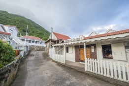 Explorer-Ventures-Caribbean-Explorer-II-Saba-Island-Didier-BLU_1159