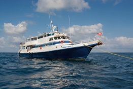 Vessel-on-water-Caribbean-Explorer-2-Explorer-Ventures-Liveaboard-Diving