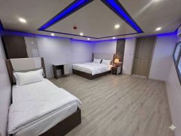 Emperor-Explorer-2-Main-deck-Suite
