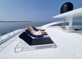 Emperor-Explorer-2-Sundeck-2