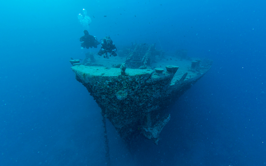 Red Sea Liveaboard Diving | Explorer Ventures Fleet® RedSea_UW_Thistlegorm2