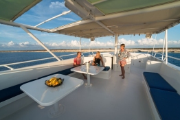 Fly-Bridge-Turks-and-Caicos-Explorer-2-Explorer-Ventures-Liveaboard-Diving