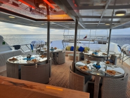 Tiburon-Explorer-Outdoor-dining2