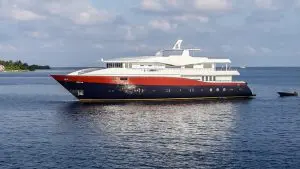 underwater diving in maldives