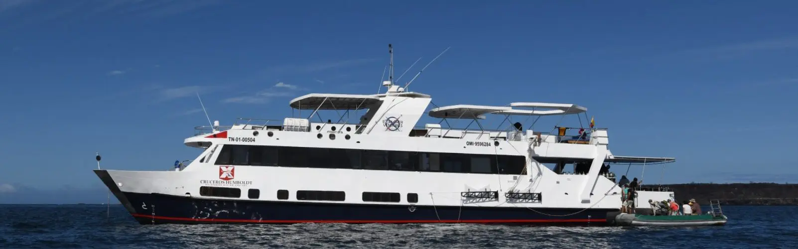 galapagos islands diving, humboldt explorer