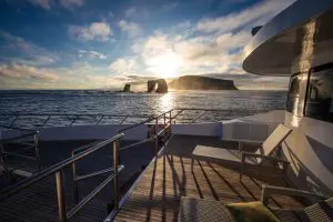 Tiburon Explorer Looking over Darwin Island