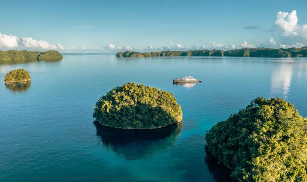 Black Pearl Explorer Palau Videos. Scuba diving palau