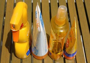choose sunscreen reef safe | Explorer Ventures Fleet® Liveaboard Diving