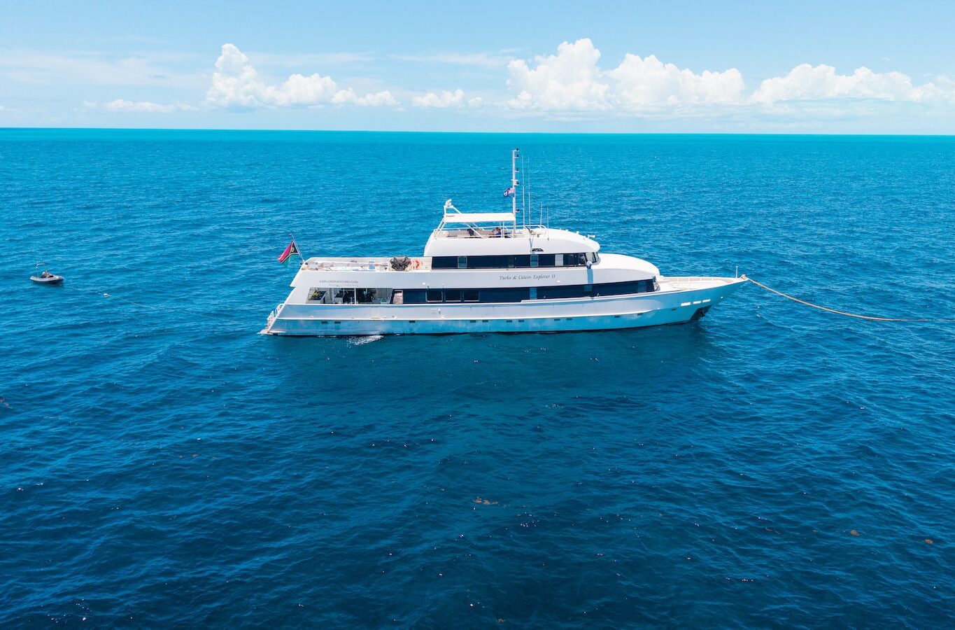 Turks & Caicos Explorer II Layout & Specifications | Explorer Ventures Fleet® Explorer Ventures Fleet - Turks & Caicos Explorer II Liveaboard Vessel - Derek Phillips